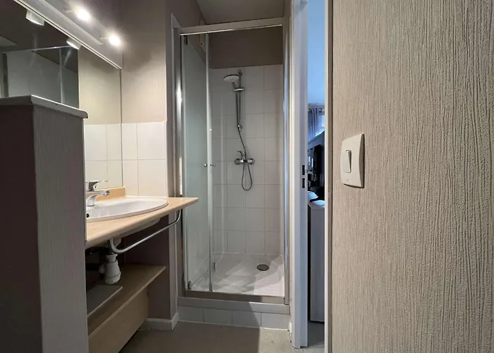 Appt - Lr040-003 * لا روشيل